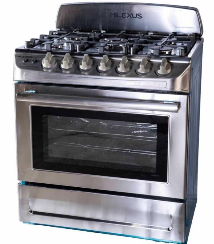 Estufa 5 quemadores con horno Milexus